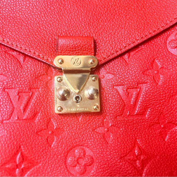 💎✨ Rare LV  ✨💎 TERRE METIS EMPREINTE LEATHER TOTE RARE CROSSBODY Red - Picture 12 of 14